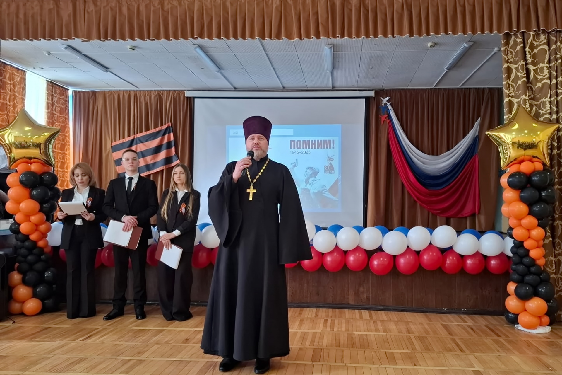 Священник призвал молиться о воинах