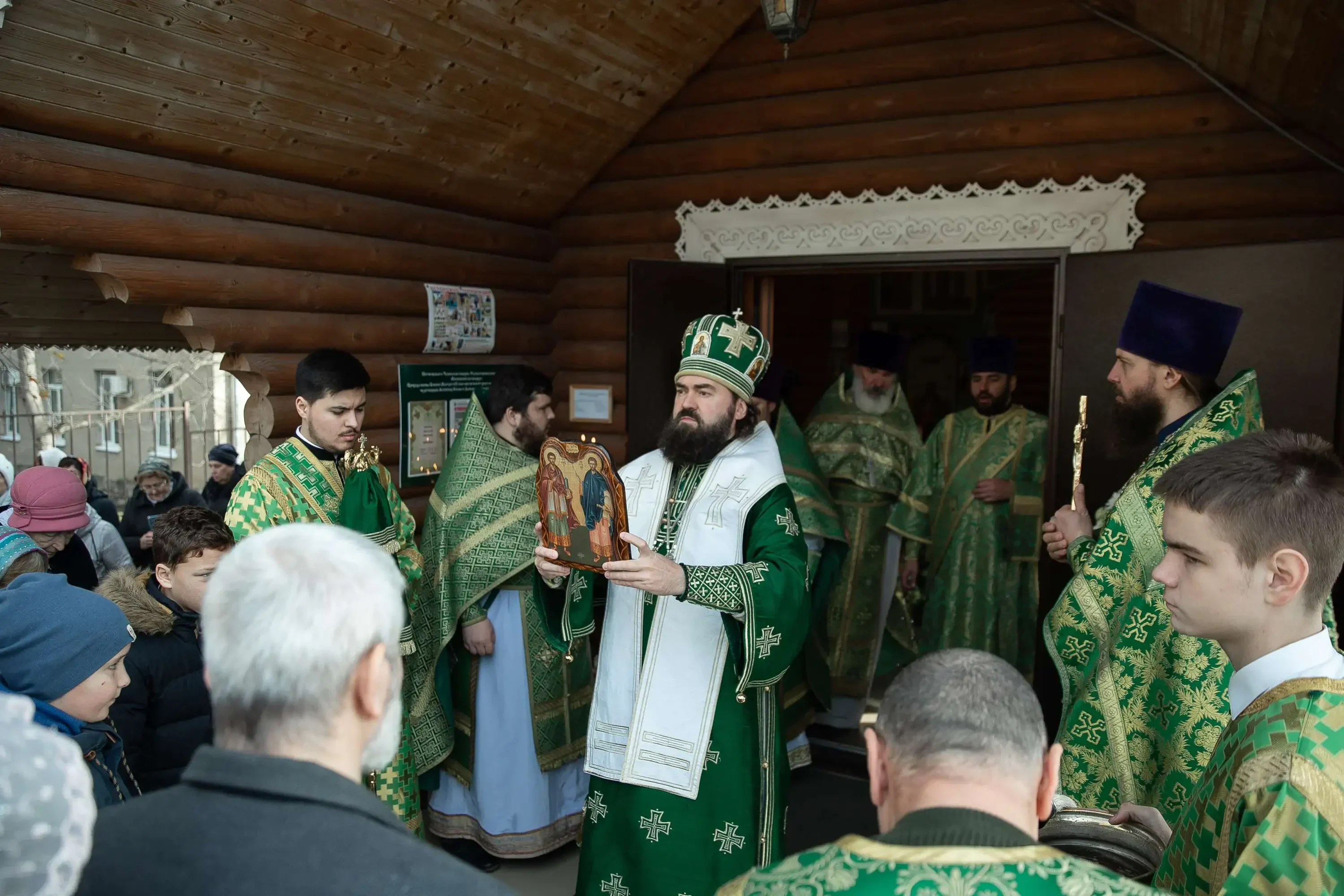 В поселке Иноземцево прославили святых бессребреников