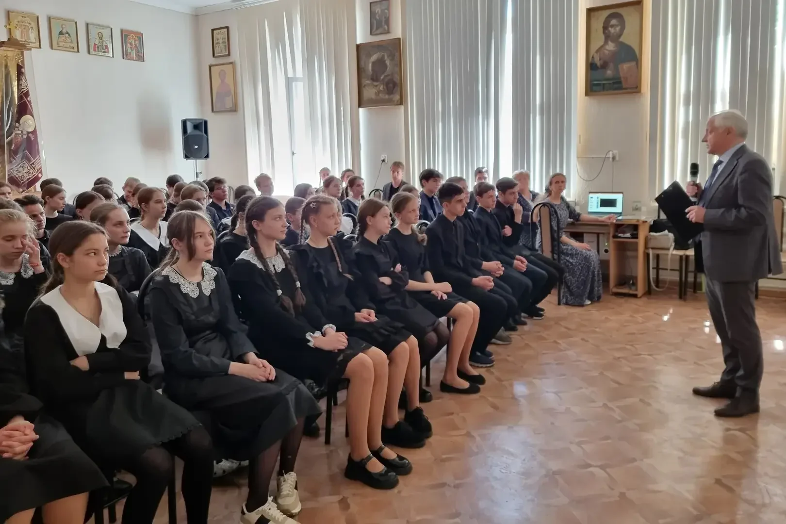 Профессор представил гимназистам духовно-просветительский проект