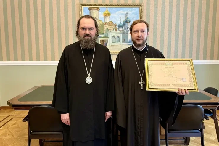 Владыка поздравил настоятеля